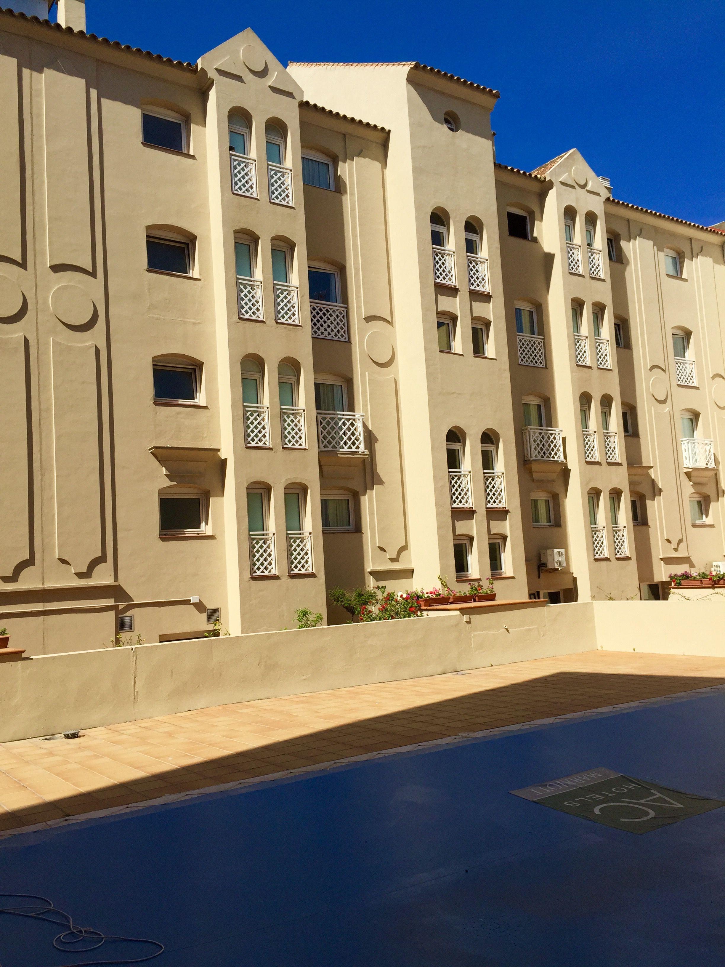 Ac Hotel La Linea By Marriott La Línea de la Concepción Εξωτερικό φωτογραφία