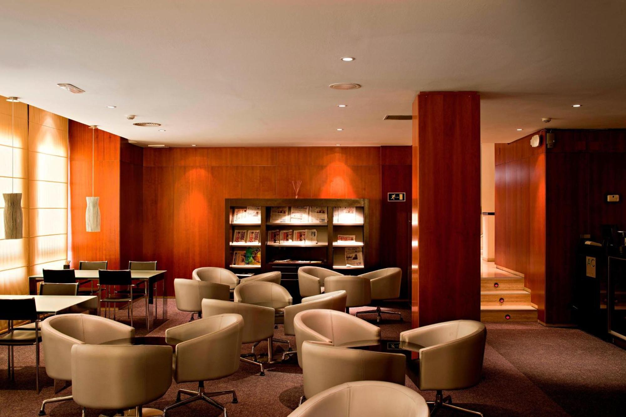 Ac Hotel La Linea By Marriott La Línea de la Concepción Εξωτερικό φωτογραφία